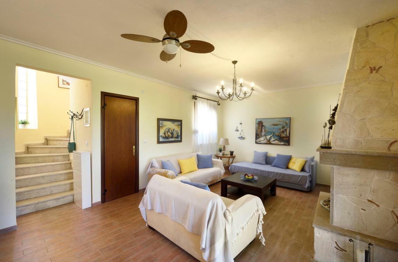 Sani Beach Villa Экстерьер фото