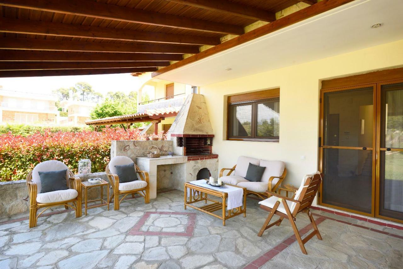 Sani Beach Villa Экстерьер фото