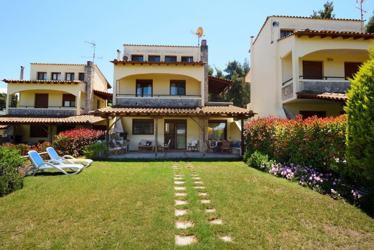 Sani Beach Villa Экстерьер фото